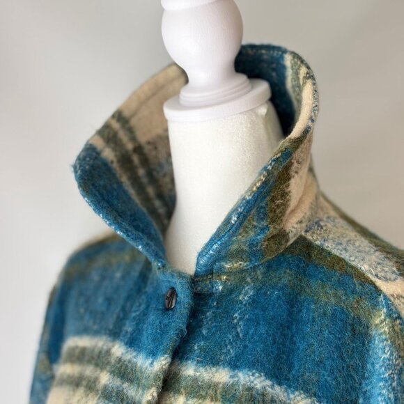 Vintage Wool Plaid Canadian Camper Coat - Picture 11 of 13